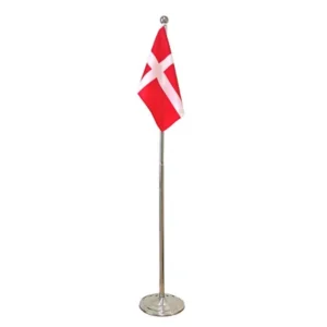 Gulvflag i metal 108-192 cm Dannebrog